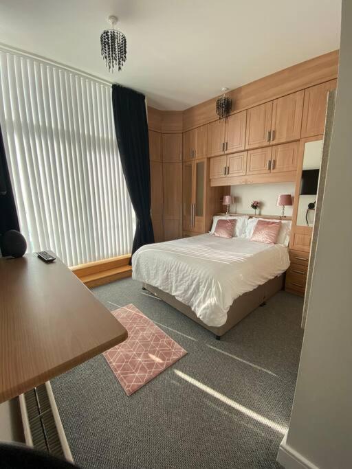 3 Bedroom Penthouse Apartment In Larne Luaran gambar