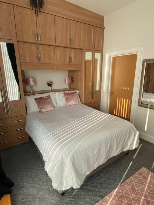 3 Bedroom Penthouse Apartment In Larne Luaran gambar